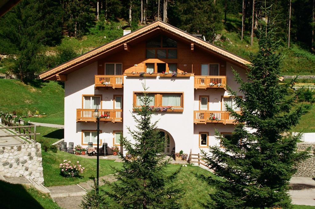 Hotel Garni Civetta Selva di Cadore Bagian luar foto