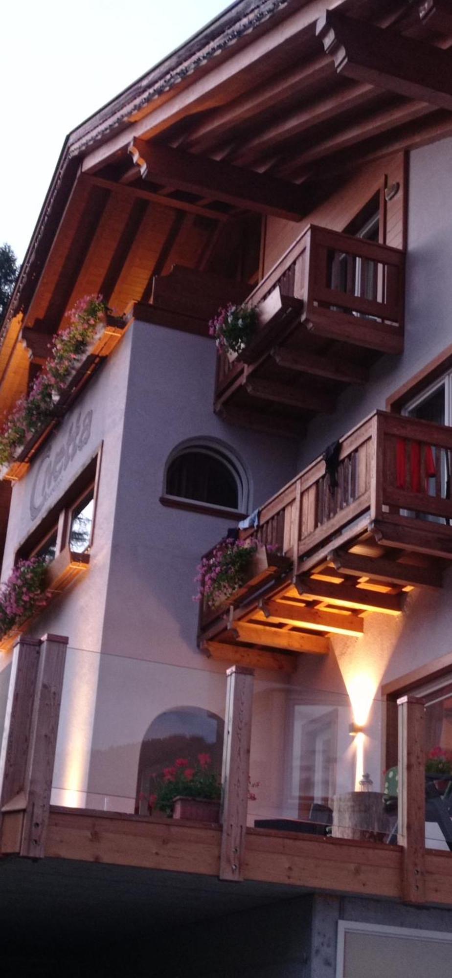 Hotel Garni Civetta Selva di Cadore Bagian luar foto